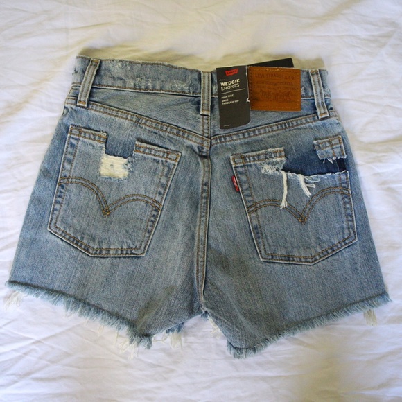 Levi's Pants - Levi’s Wedgie Shorts